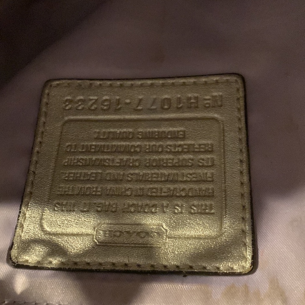 Coach (Authentic) - image 4